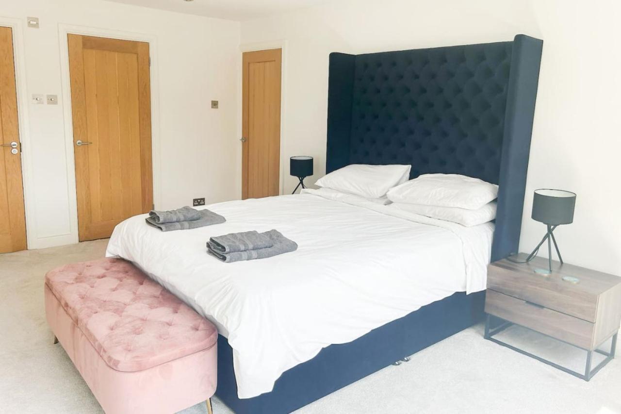 Luxe 5 Bed House In Guildford. Morden Amenities Villa Normandy Kültér fotó